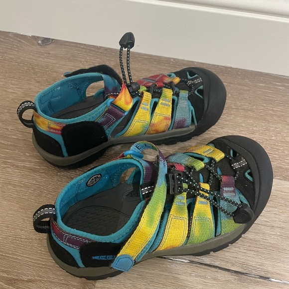 Keen Newport Tie Dye Rainbow Kids Outdoor Water Quick Dry Shoes - Picture 4 of 16